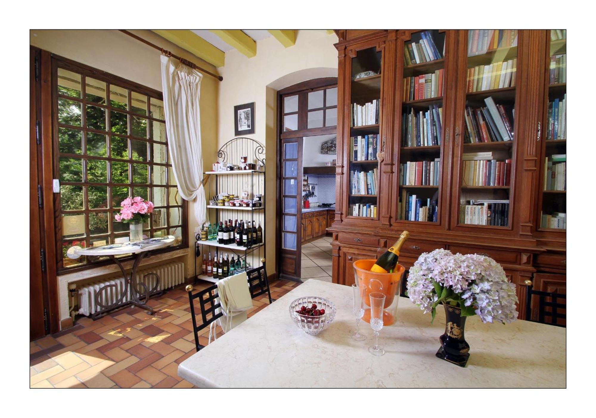 Villa Aimee Luxury Apartments With Heated Pool Vals-les-Bains Exteriör bild